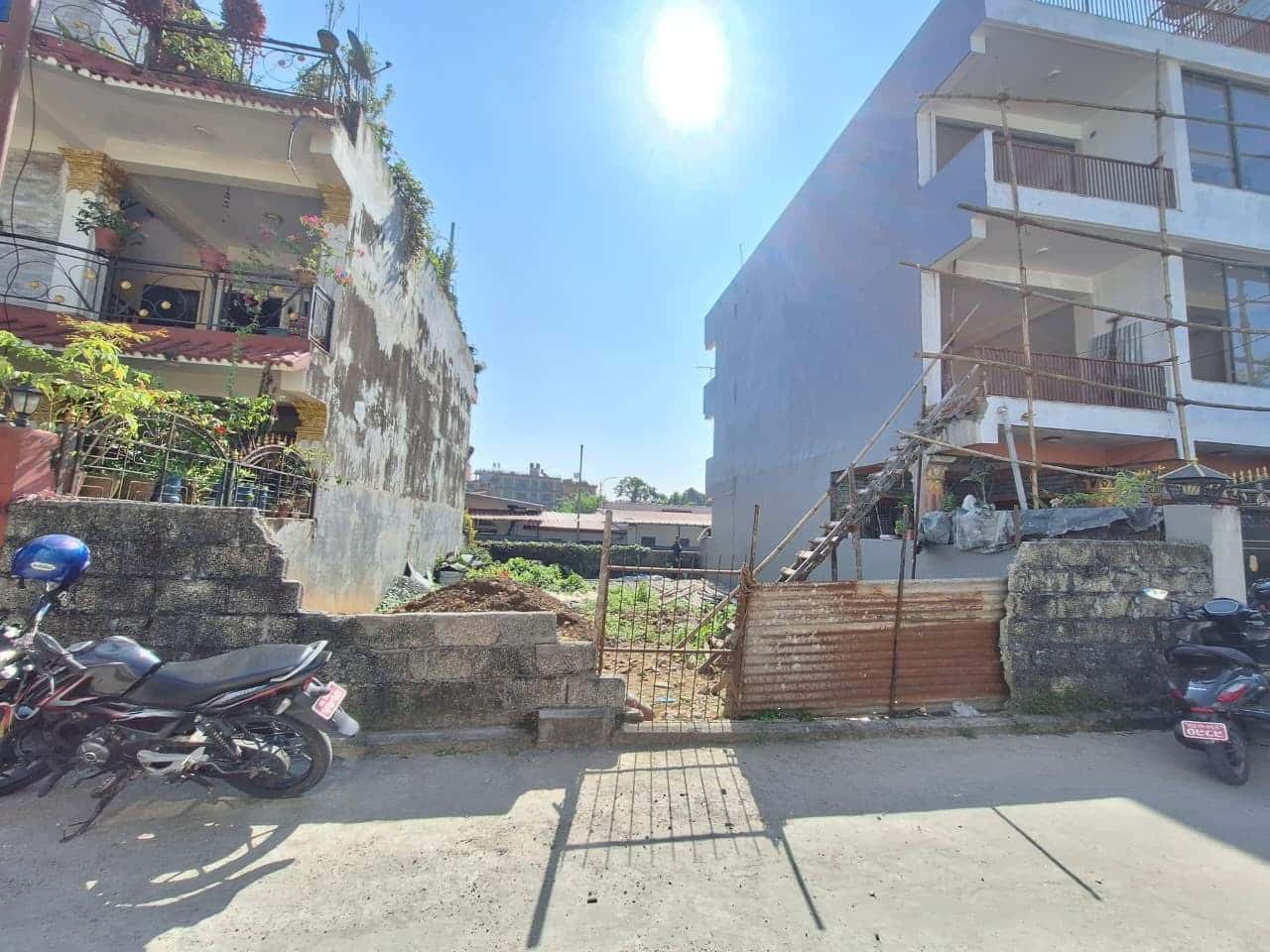 Land on Sale Lakeside